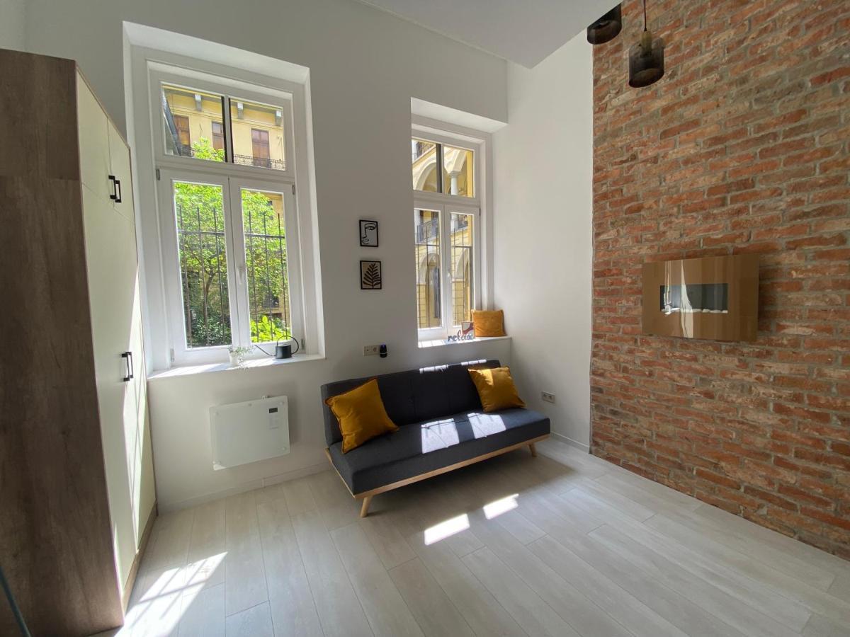 F27 Ferenc Apartment Budapest Bagian luar foto